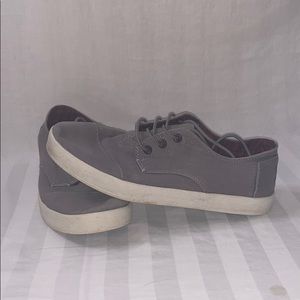 Women’s Toms Slide on Flats size 8